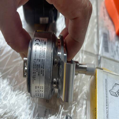 德国BAUMER编码器 OG73 UN 1024，型号ES7~议价