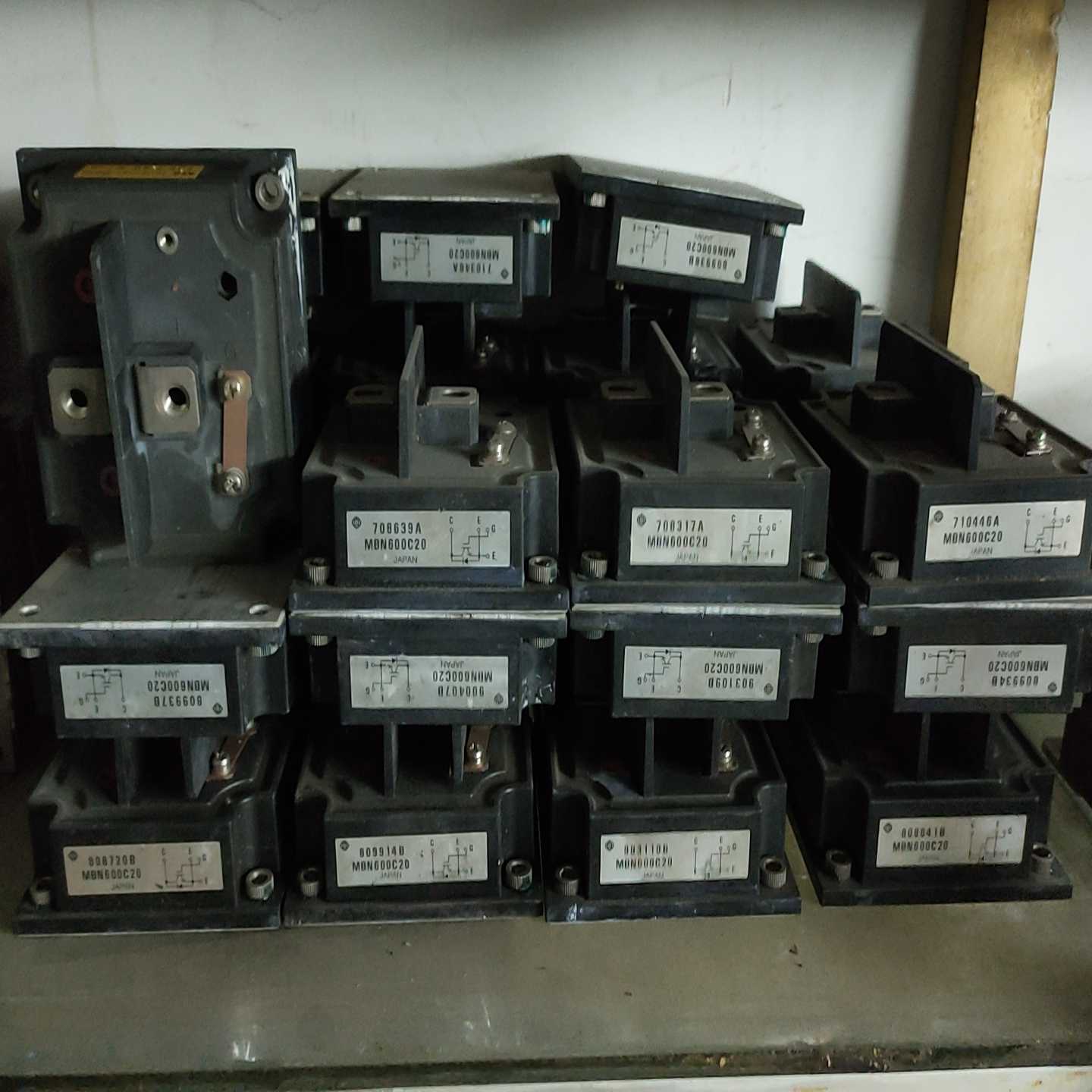 议~MBN600C20     日立IGBT600A     2