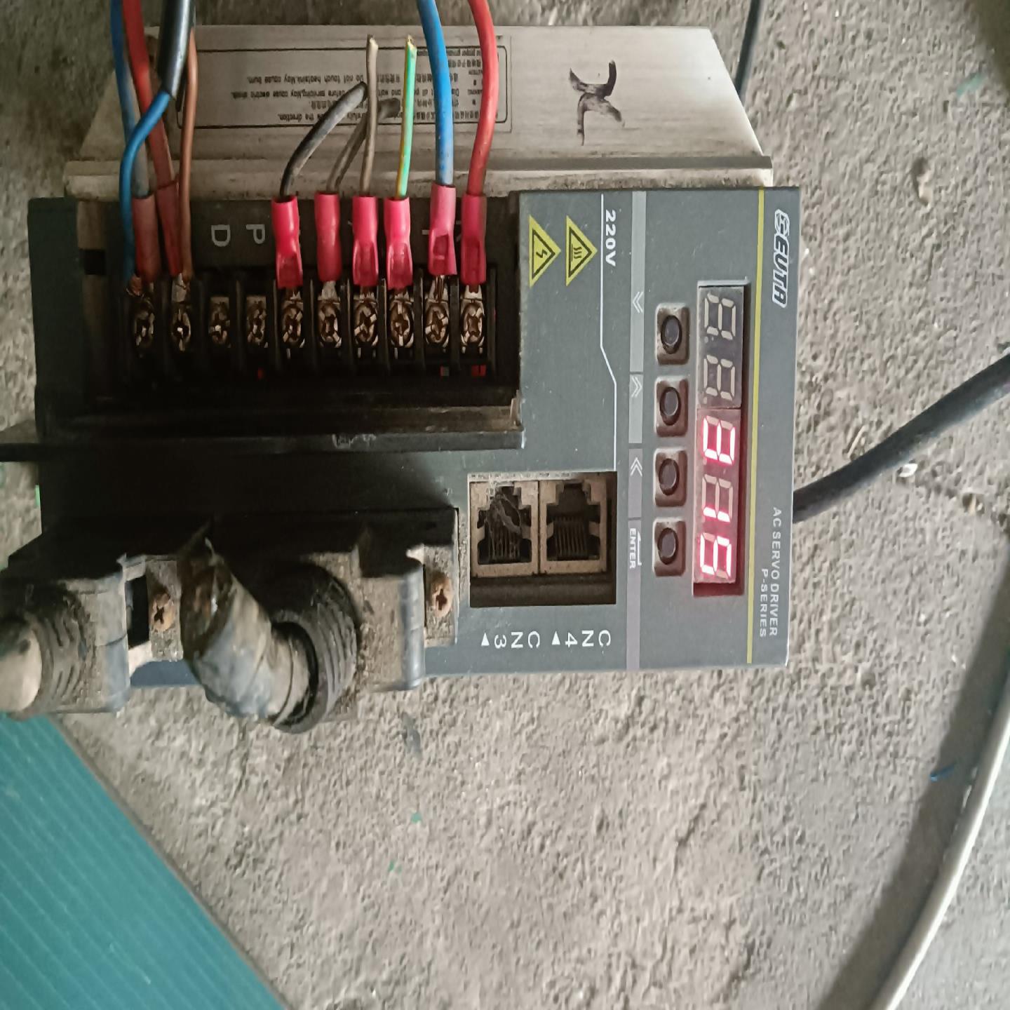 艾威图伺服驱动器P-H08AT2-32，C368拆的~议价