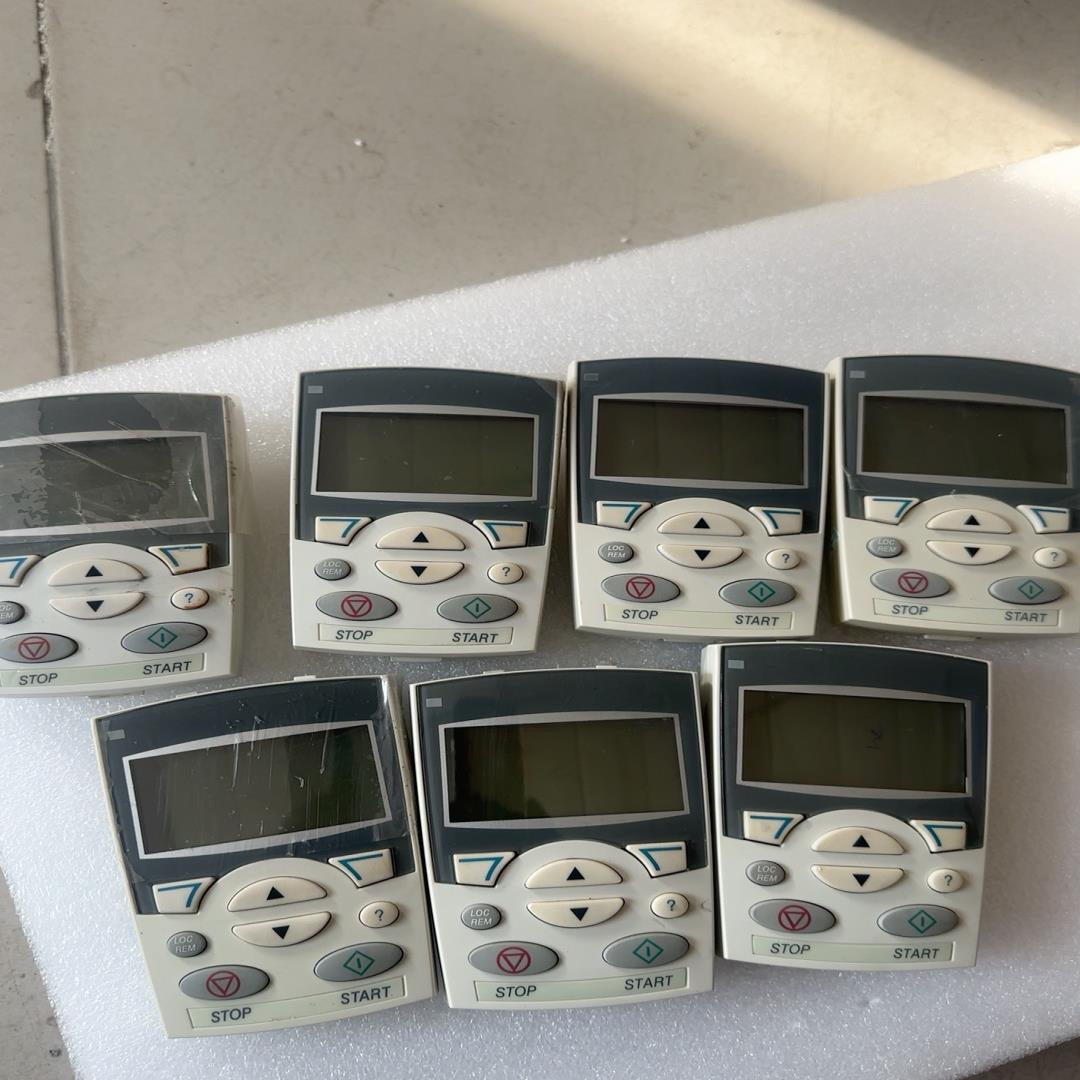 ABB中文面板成色不错 ACS-CP-D 通用面板 510~询价