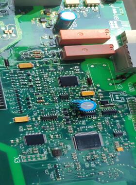 询价~9成新伦茨变频器E82EV000-0B000CP，15-90