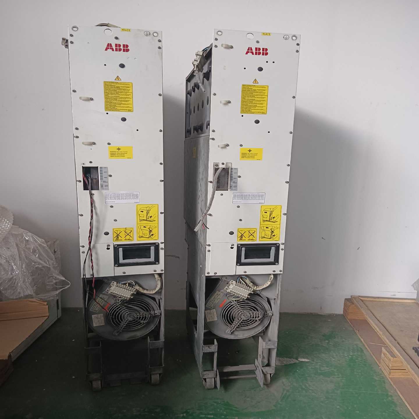 Abb800逆变组。型号：Acs800-104-0260-3【鑫鑫商铺】