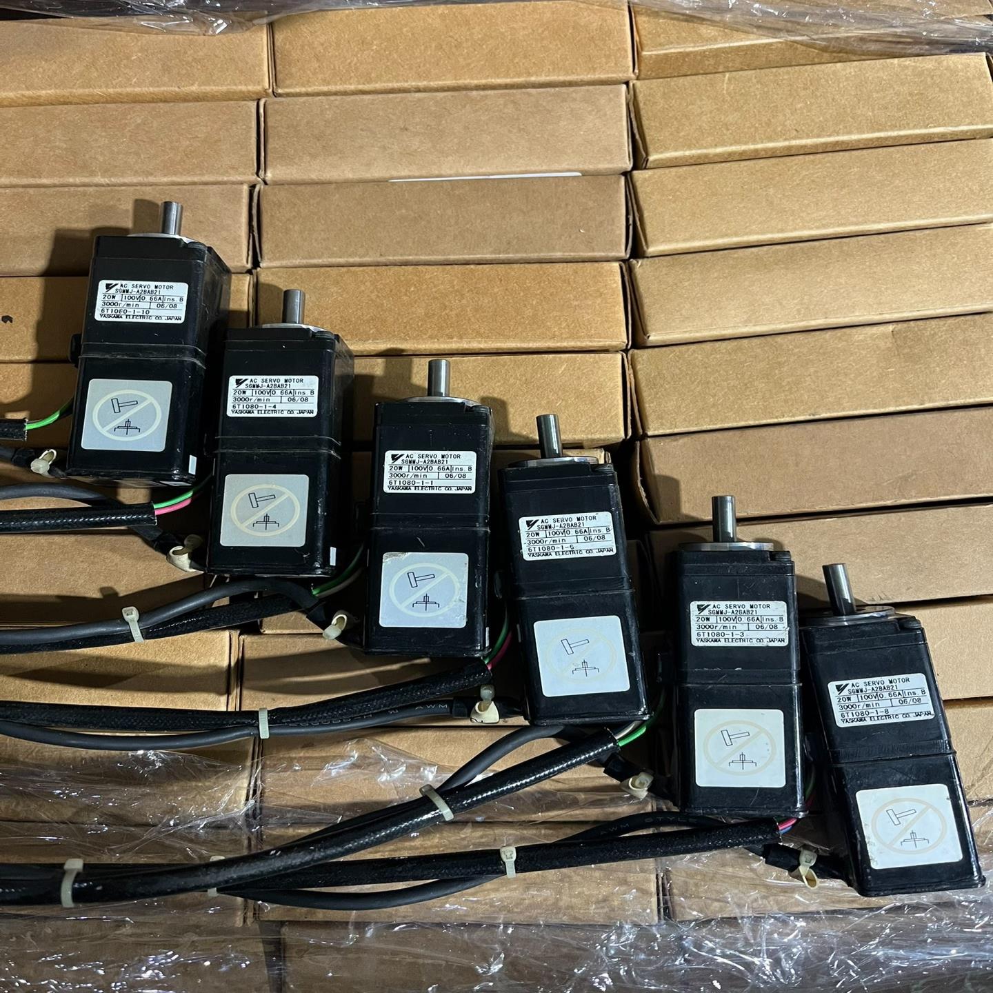 安川20w电机SGMMJ-A2BAB21~询价