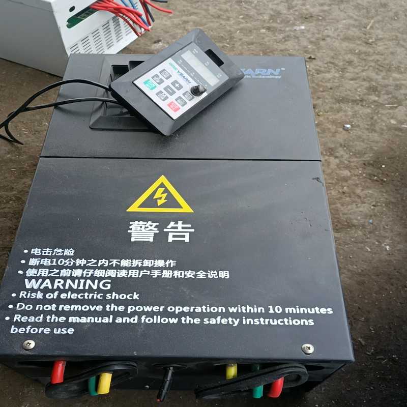 绿源变频器GRE-TK100-22DG／30P一4 成色[浩东商户]