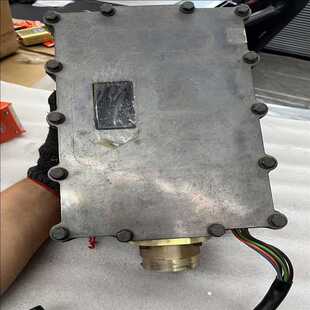 动力传动控制总成19 771 议 1999847卡特777