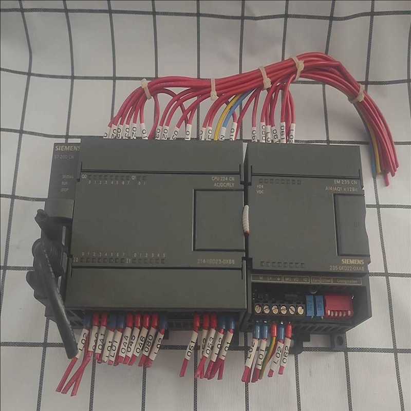 西門子plc  6es7 214-1bd23-0xb8+6e（耶耶电子）