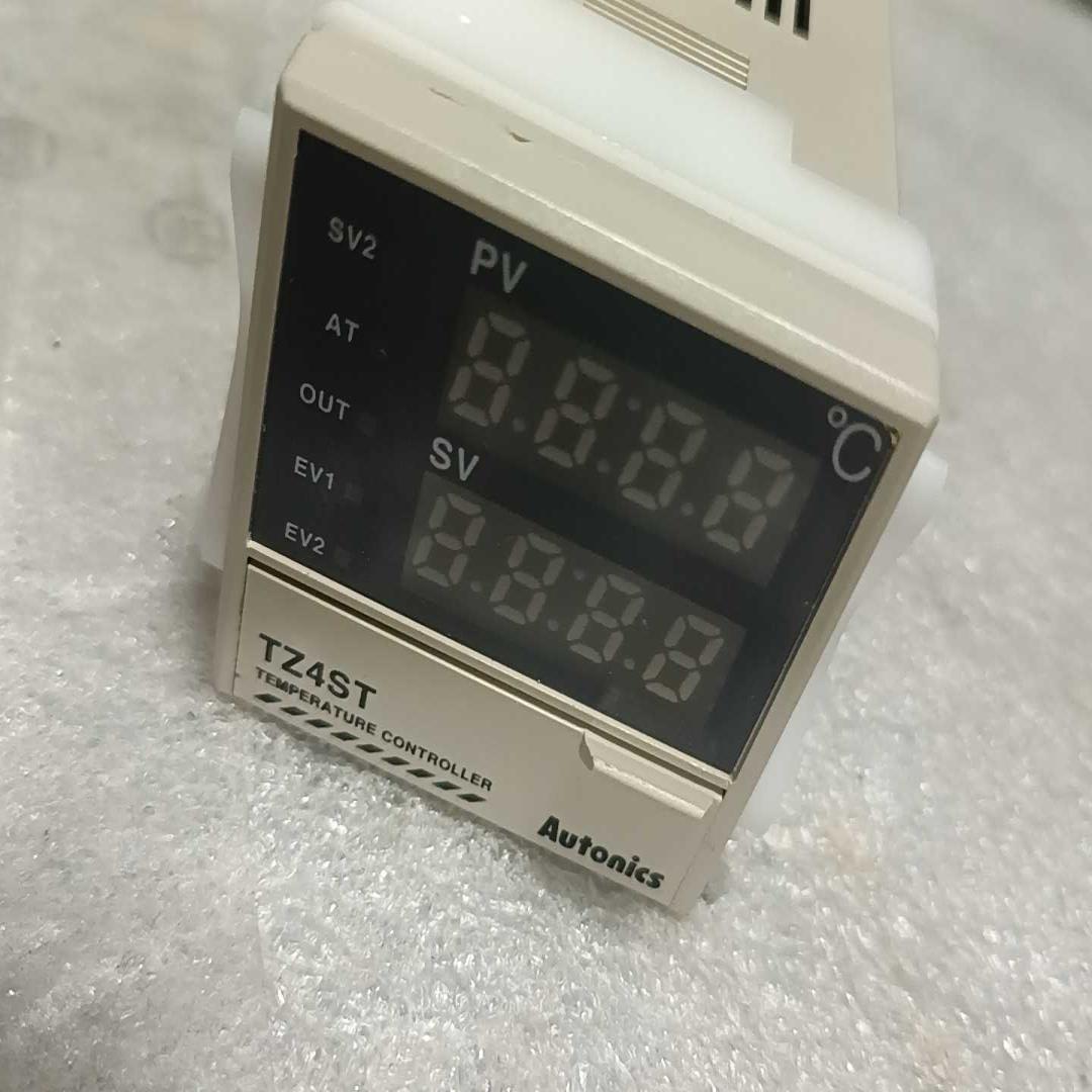 奥托尼克斯温控器TZ4ST-R4S【议价】