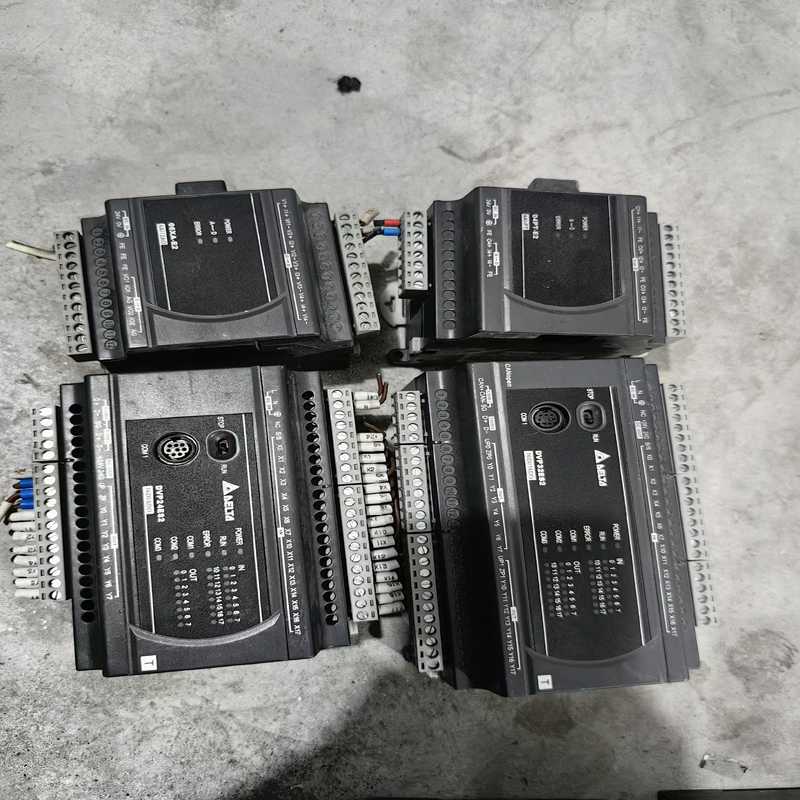 台达plc模块   DVP24ES200T 质量保证漂亮（佳毅工控）
