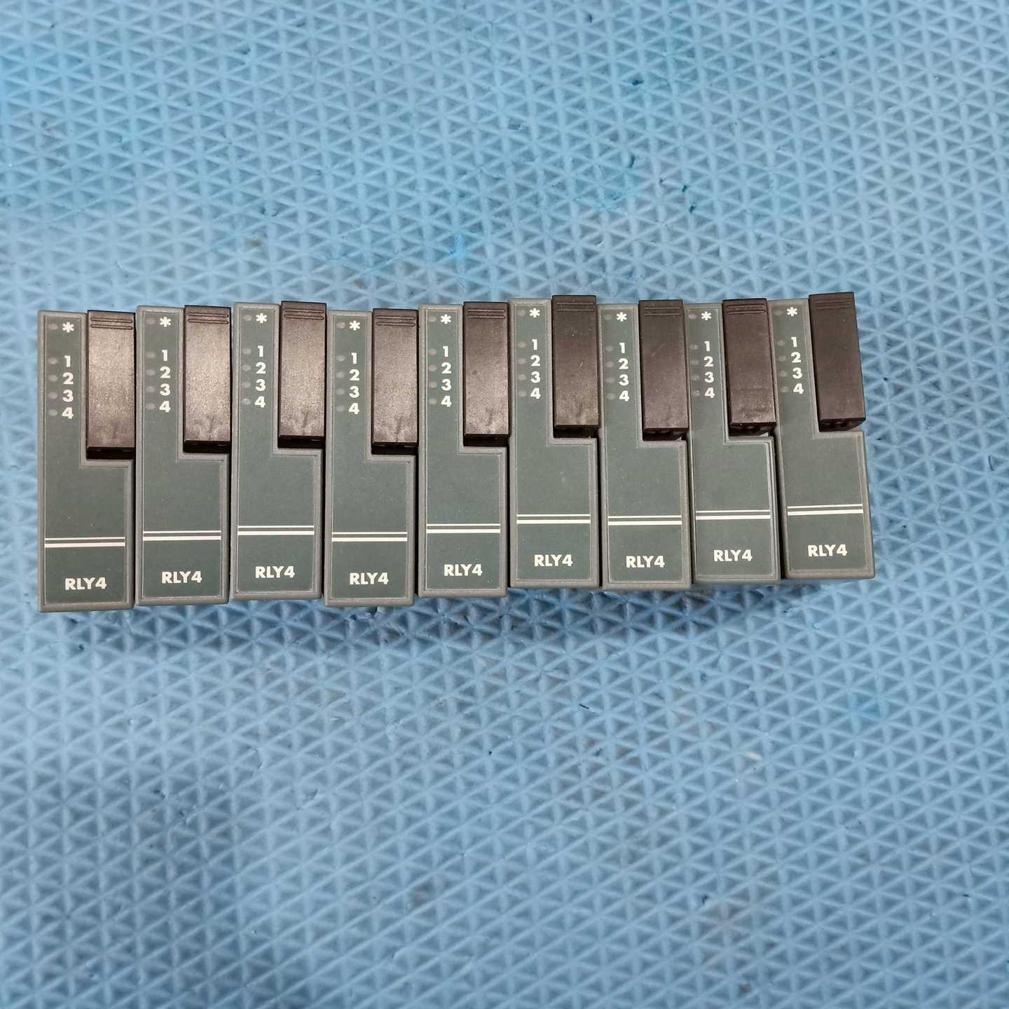 2500系列DCS模块RLY4原装实物图量大优惠{议价}
