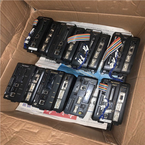 (询价)基恩士 CV-3000..5个、CV-5000..一个，CV