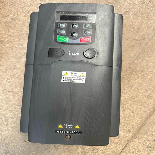 英威腾GD200A-015G/018P-4一台成色好，别~询价