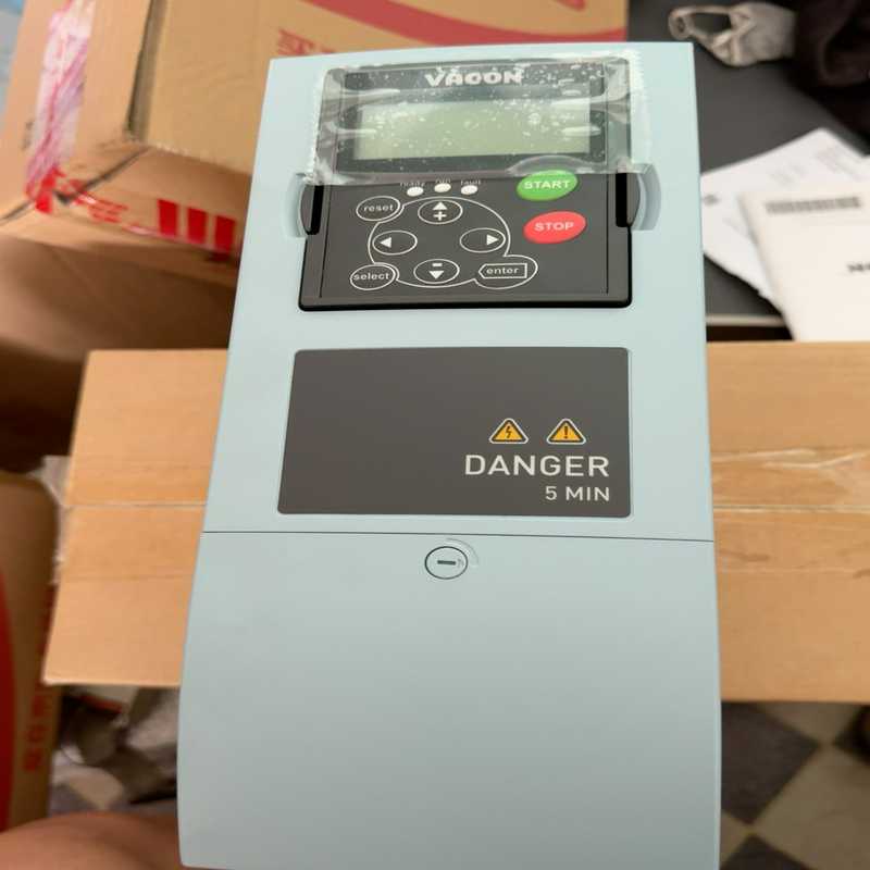 伟肯变频器NXS00075A2H1SSSA1A2000000~询价