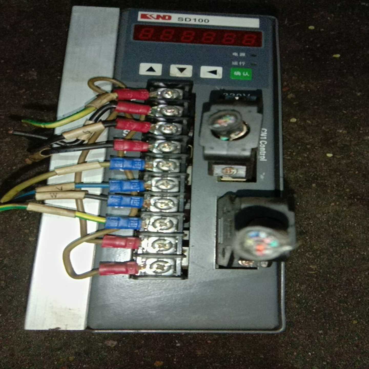 KND SD100B驱动器一个，下来的，，功能包（gg设备）