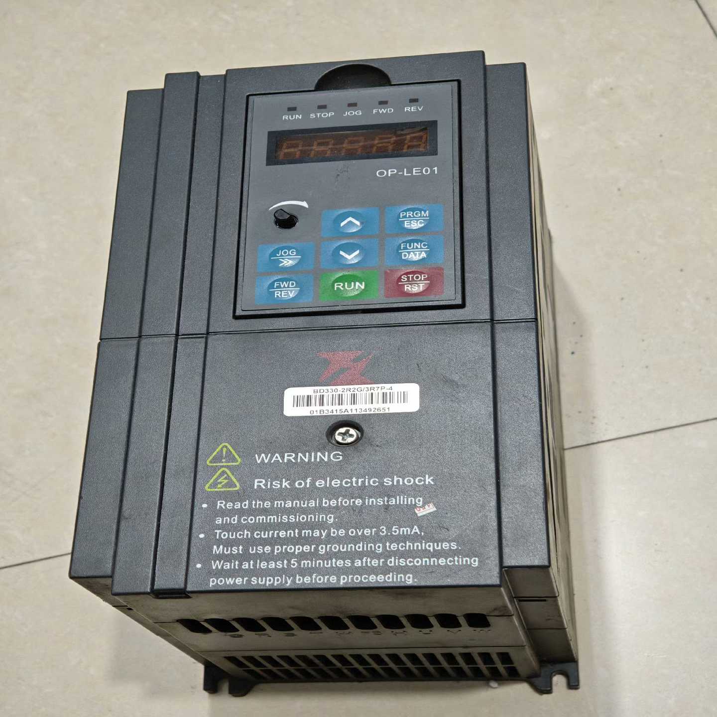 富凌2.2kw变频器BD330-2R2G/3R7P-4【鑫鑫商铺】