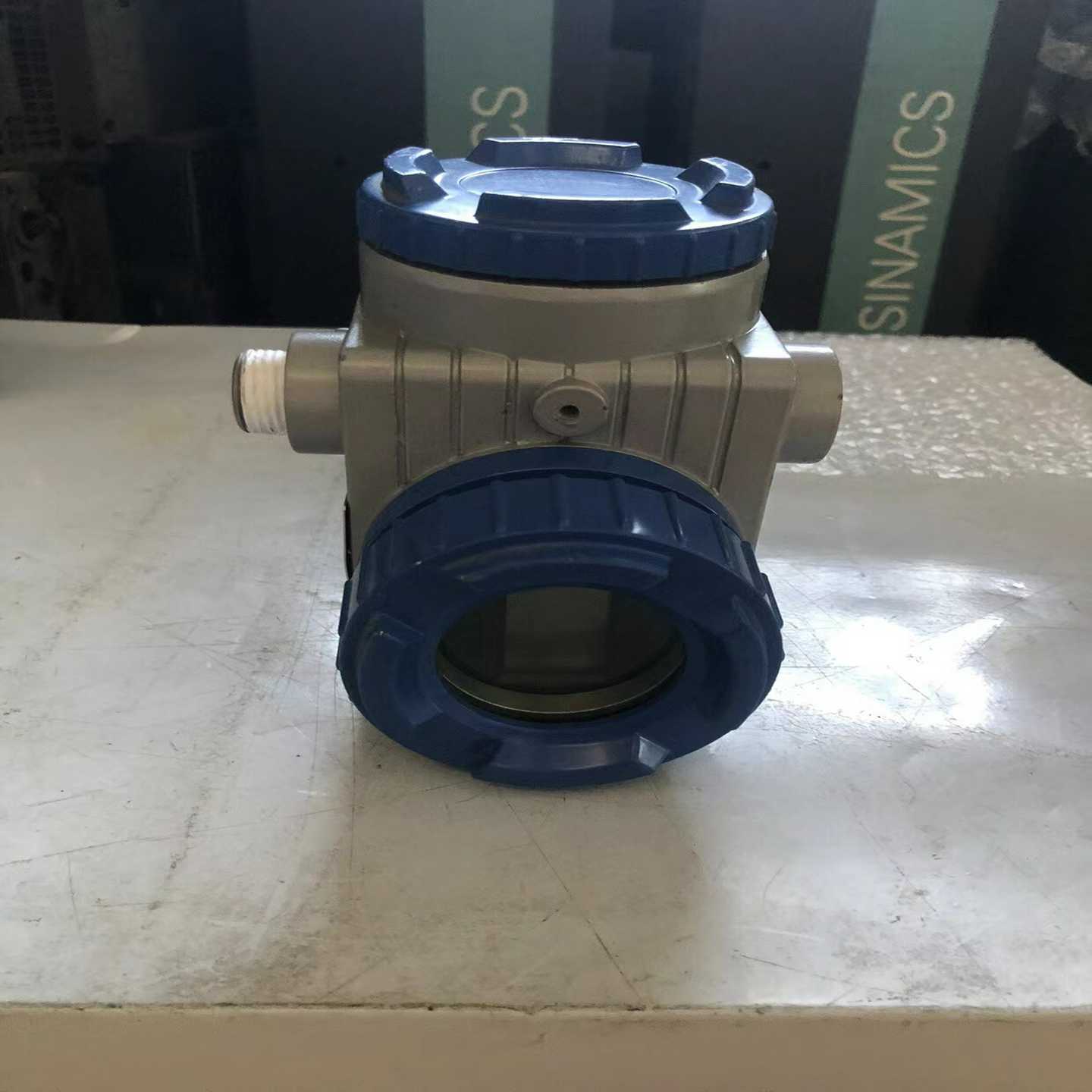 富士变送器FKCT33v4-LYY-AA，成色不错，（gg设备）