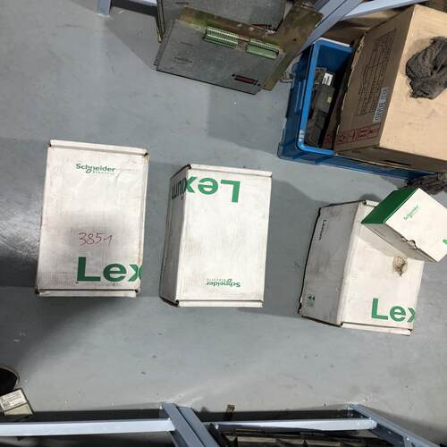 百格拉电机SER311224L5SS0TO 带包装~询价