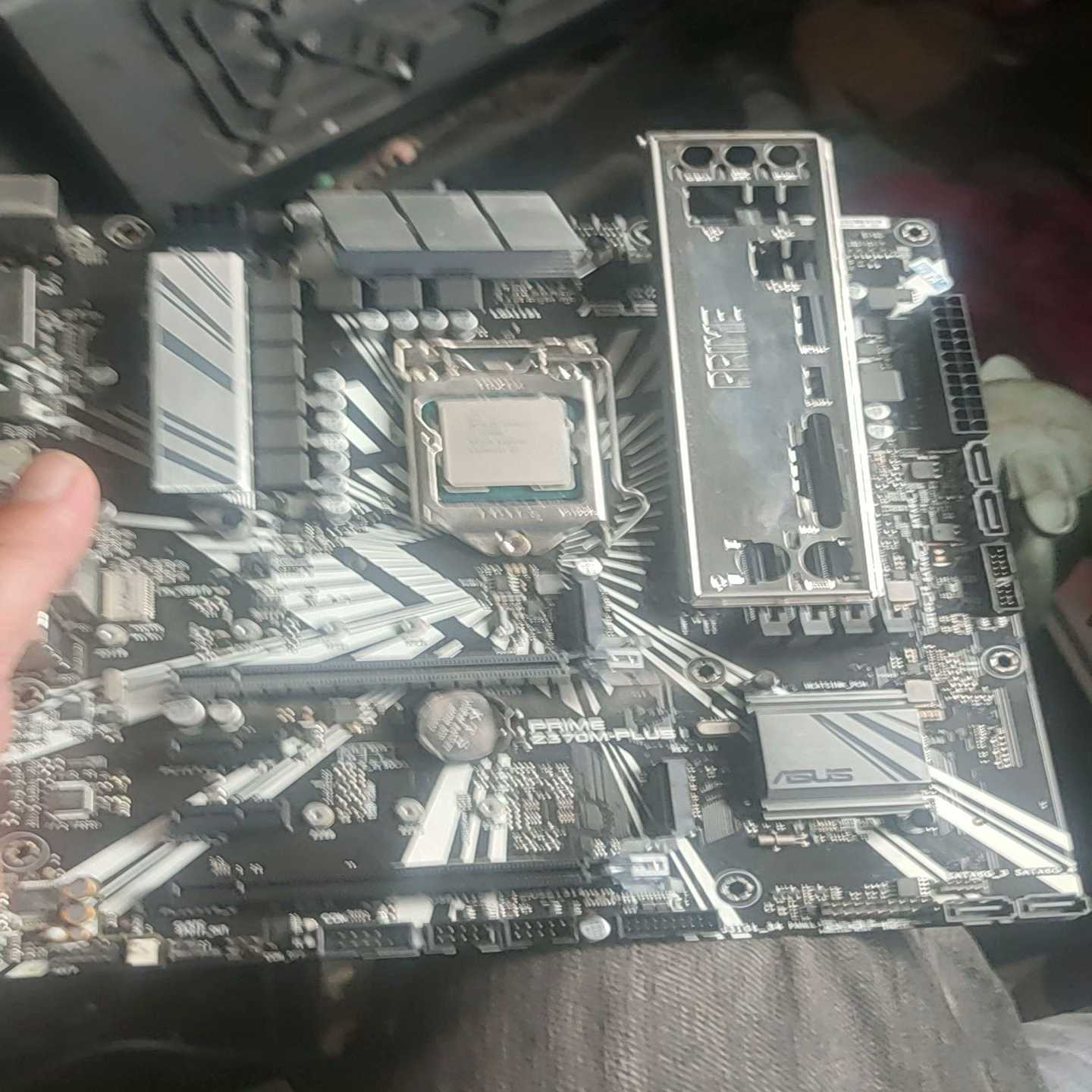 i7 9700k 华硕PRIME Z370-PLUS2主板套【鑫鑫商铺】