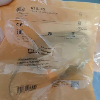 IGS245德国IFM易福门IGS245电感式接近开~询价