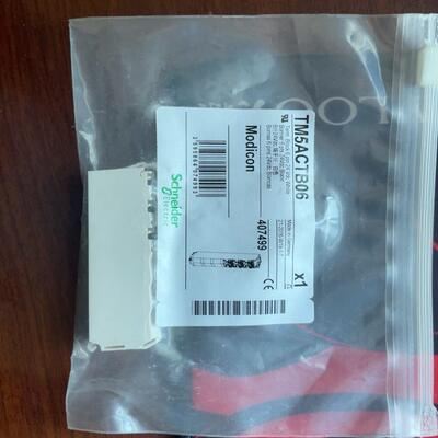 施耐德TM5ACTB06。，。有的老板私聊。~议价