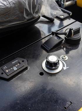 出比利时新能源口挖机10电动挖机室内外挖cx230223坑勾机厂家售直