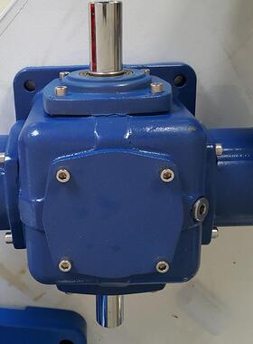 6螺旋锥换向伞箱NFST转向器十字转向箱T齿轮转向箱度精低噪音