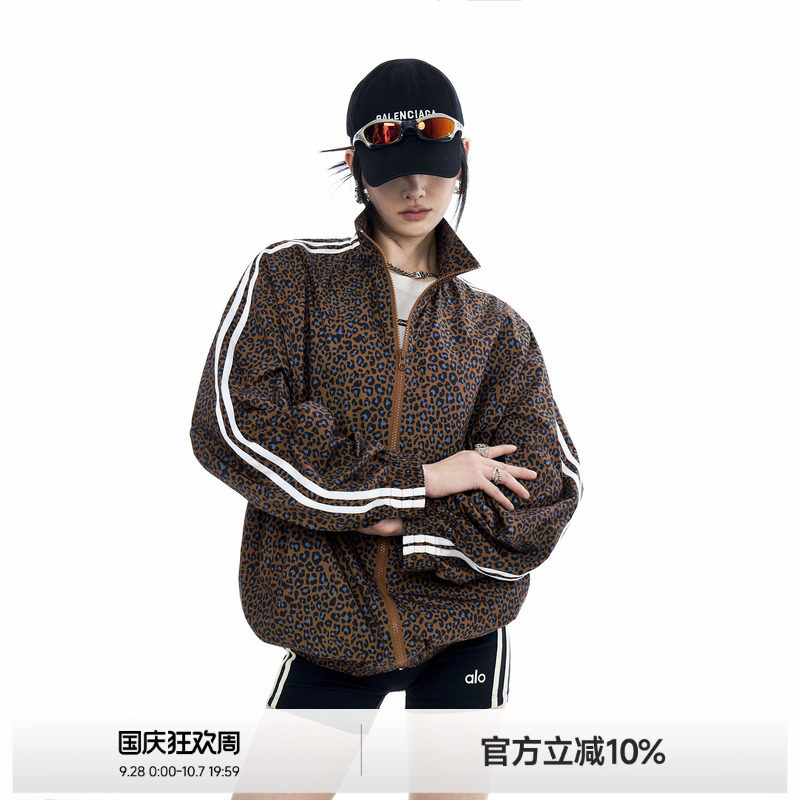 UPF50+两条杠豹纹立领防晒服图片