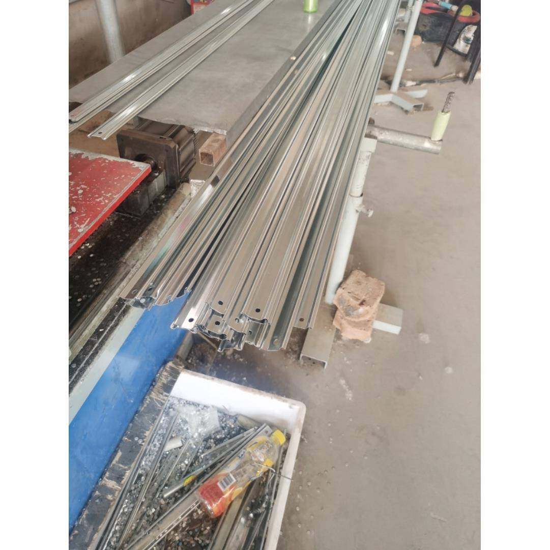 挡烟垂壁底座机挡烟防火布帘压条机防火卷连门夹板机,五金/工具,其他机械五金,淘宝优惠券,粉丝福利购,淘宝优惠卷