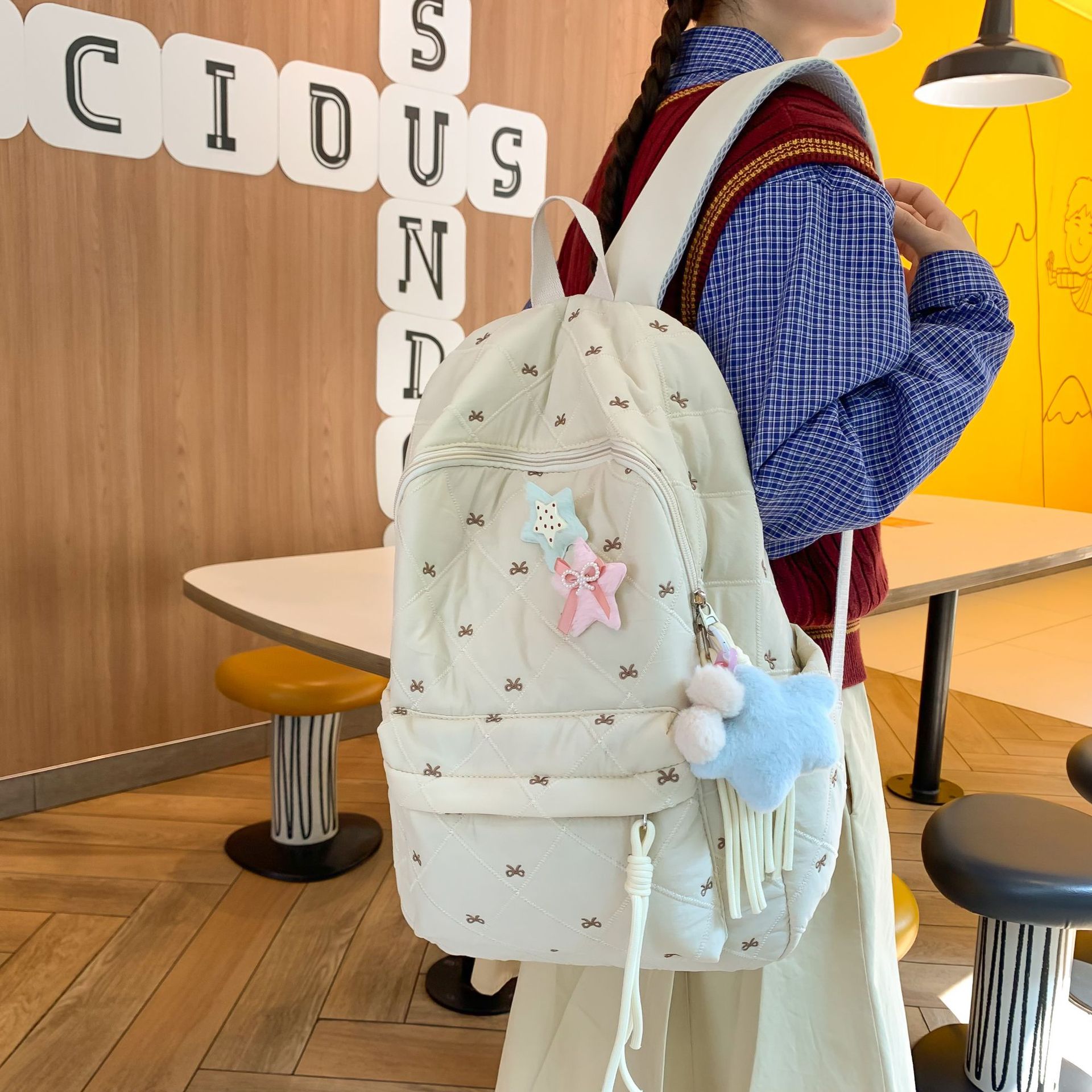 高颜值秋冬新款棉服双肩包韩系ins小清新蝴蝶结刺绣中学生双肩包