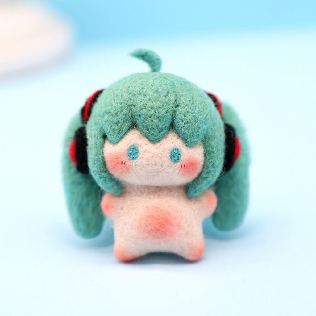 新款羊毛毡戳戳乐初音未来女生挂件钥匙扣公仔动漫饰品书包手工材