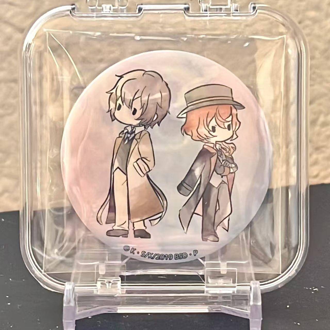 新款文豪野犬周边太宰治中原中也豆豆眼吧唧徽章自制谷子马口铁送