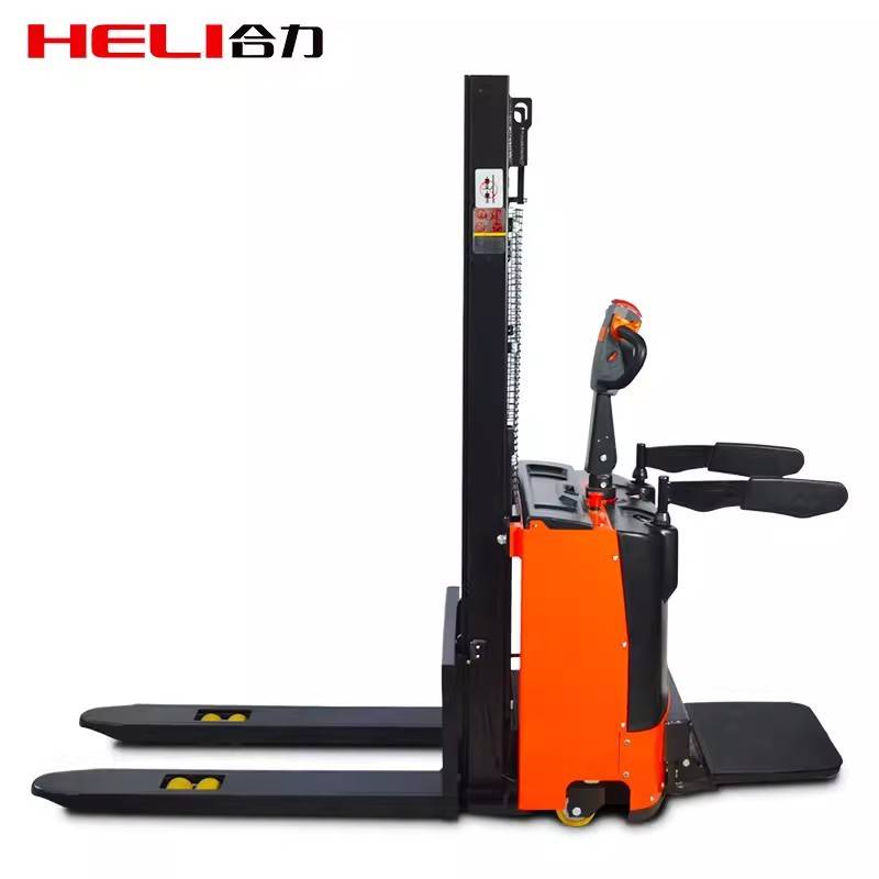 合力CDD15J-RE站驾式全电动叉车1.5吨小型步行式电动堆高车装卸车