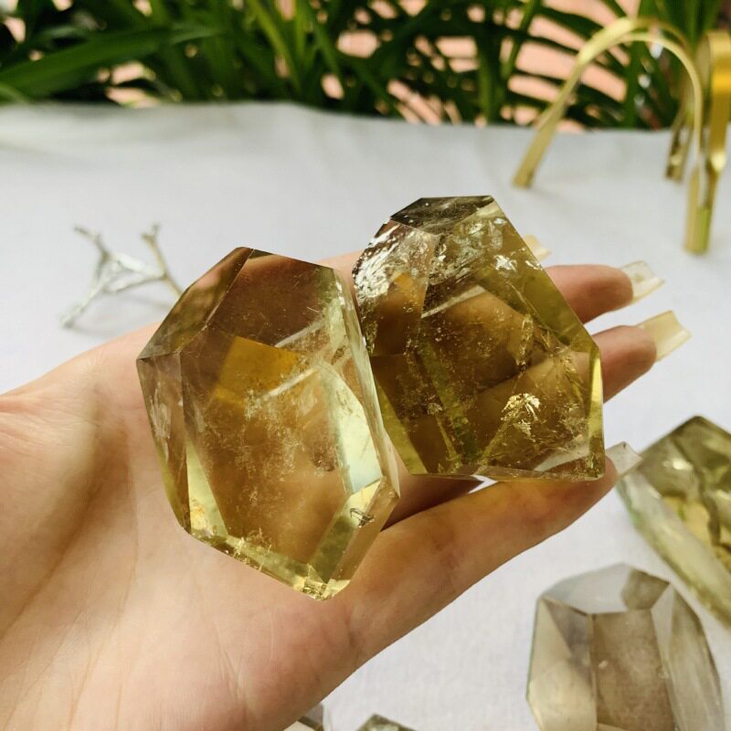 黄水晶天然水晶原石随型大小颗粒水晶原料水晶碎石把玩件水晶摆件