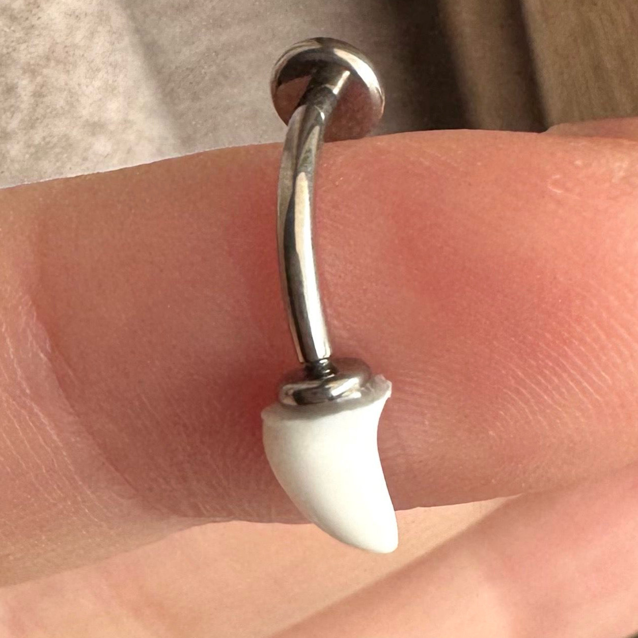 盖瑞同款尖牙可爱虎牙耳钉小众设计感恶魔之牙耳饰个性独特耳环