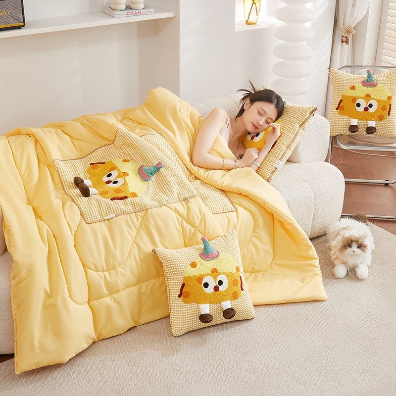 水洗磨毛 卡通抱枕被子两用二合一午睡毯子车载靠枕车用枕头被,居家布艺,抱枕被,淘宝优惠券,粉丝福利购,淘宝优惠卷