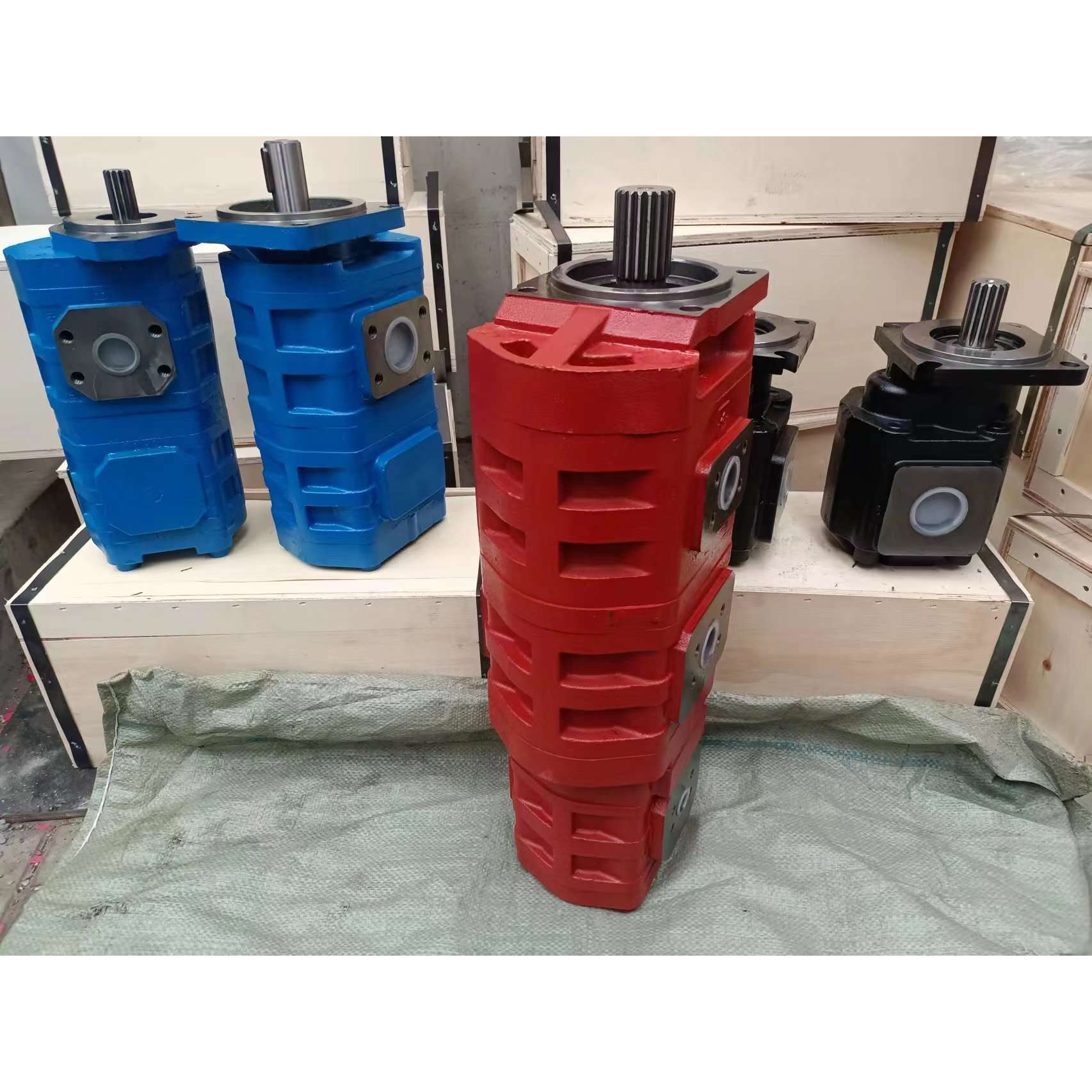 德航钻机三联齿轮油泵CBGJ3125/3100/2050潜孔钻三联齿轮泵