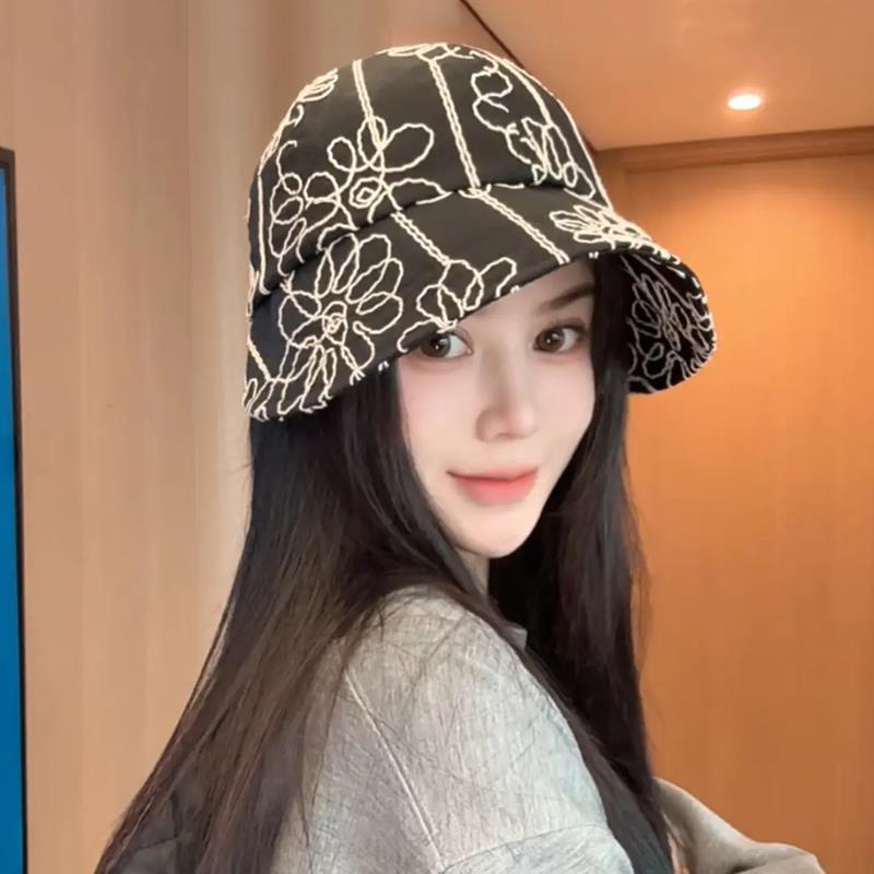 新款花朵刺绣鸭舌渔夫帽女春夏显脸小户外防晒遮阳帽子可折叠盆帽