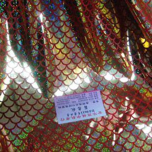 大红冰绸底金色鱼鳞针织布料 门幅1.5米宽 演出服 辅料