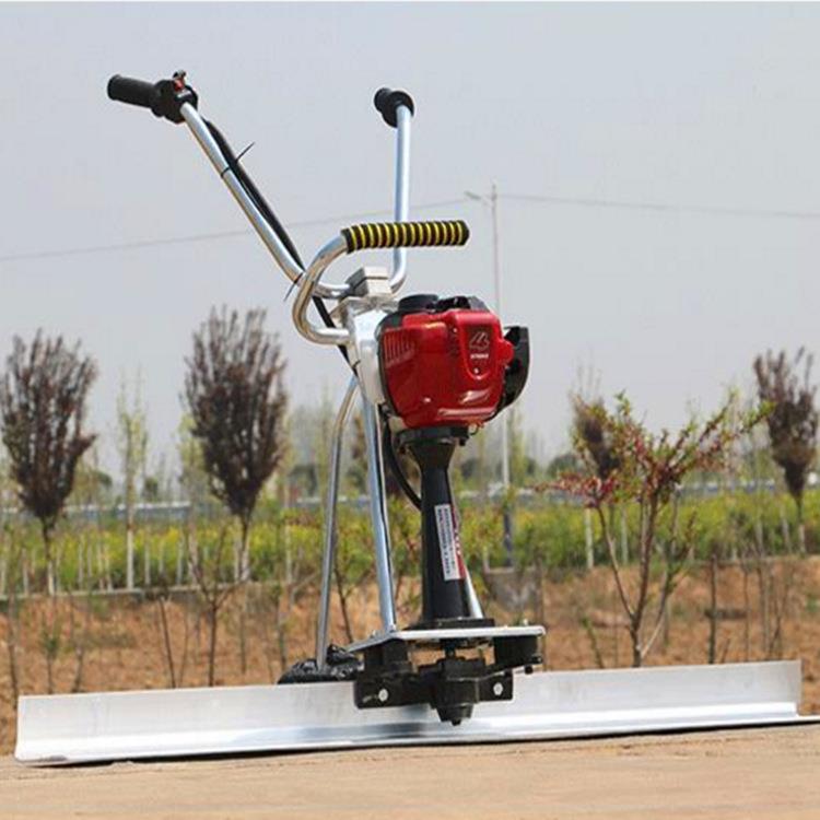 户PLB建筑工地混泥土路面平尺6m外刮地面平震动刮尺汽油四冲程振