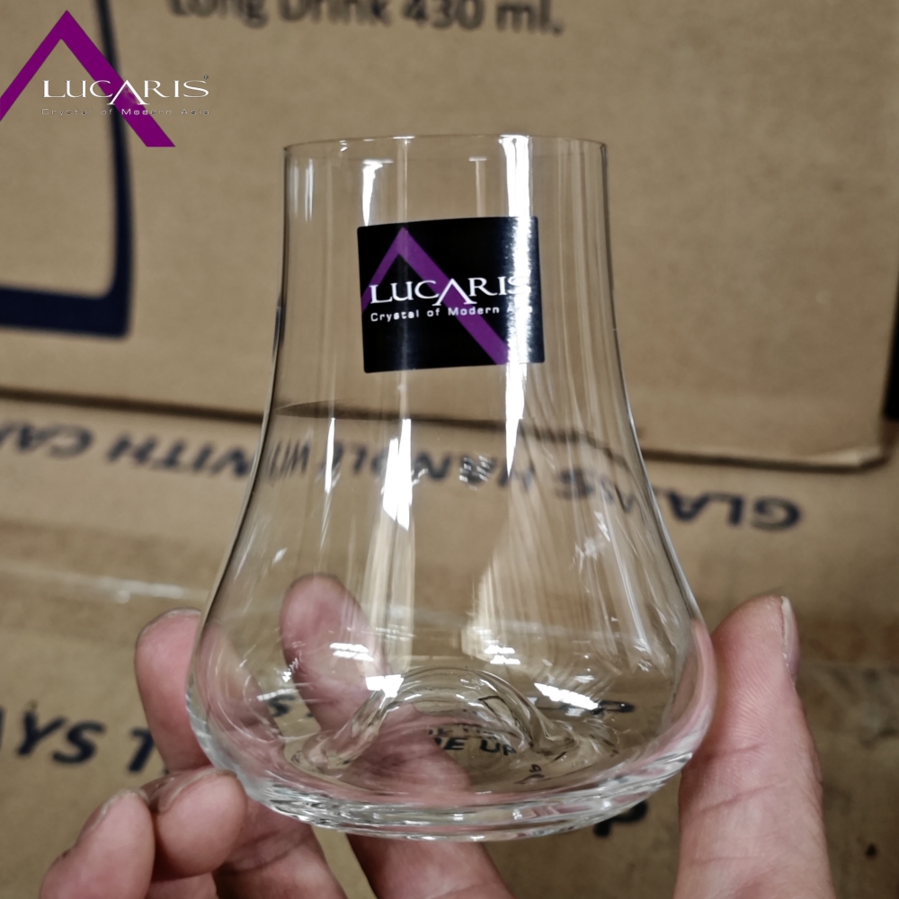 泰国进口lucaris水晶玻璃闻香杯麦卡伦威士忌杯凹底品鉴杯洋酒杯