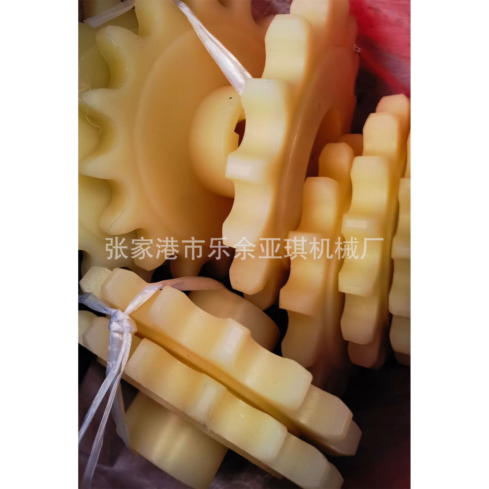 pe pvc管牵引机齿轮尼龙滚轮三爪四爪牵引机配件软管牵引机皮带
