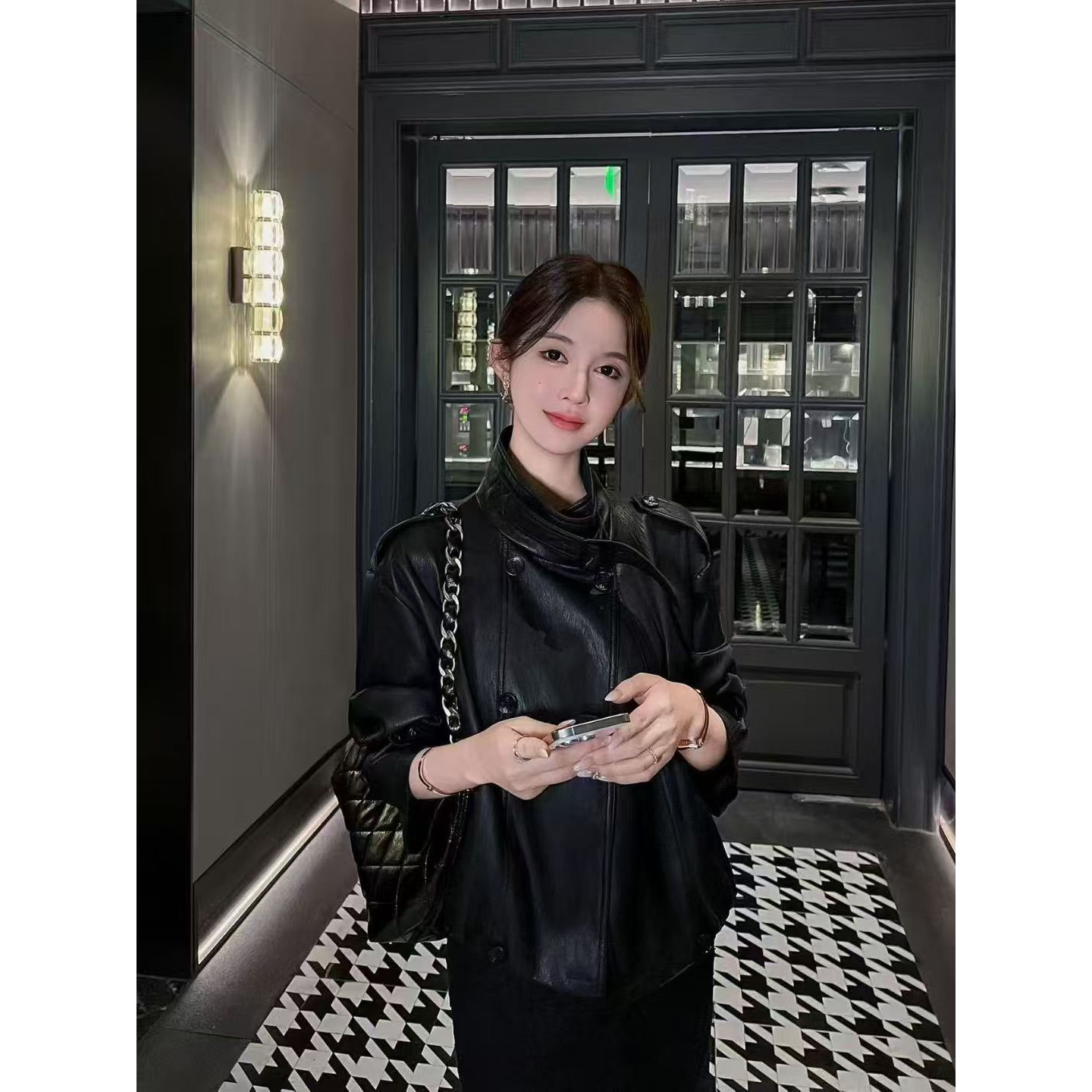 实拍实价气质复古重工港风PU皮衣外套女美式咖色机车夹克酷飒上衣