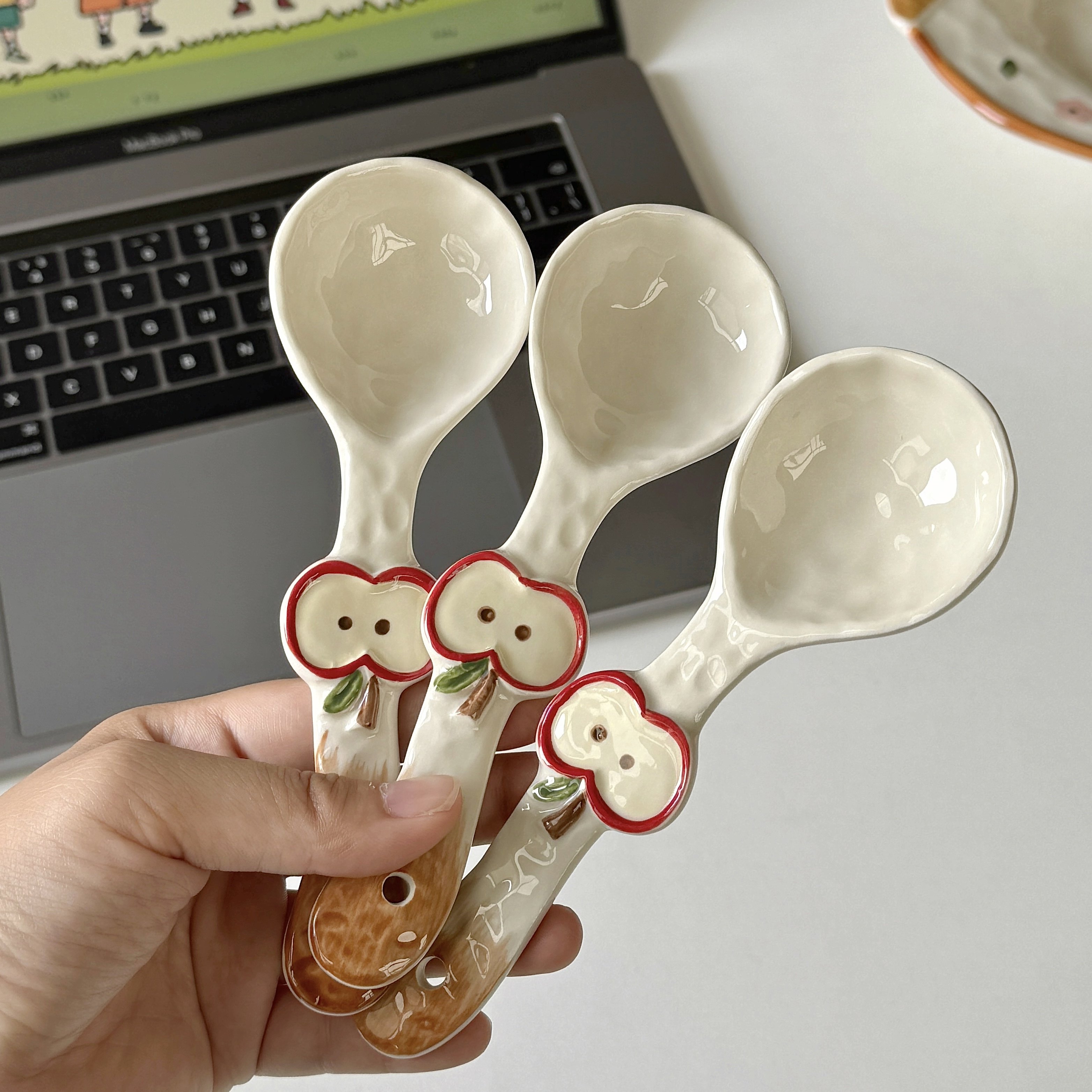 乃栗海派甜心高颜值陶瓷家用勺子