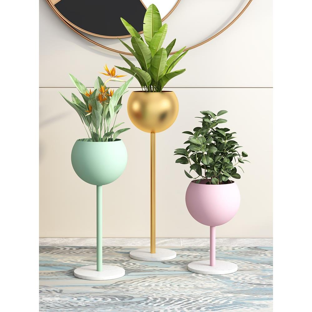 北欧轻奢铁艺花架个性简约客厅电视旁置物架阳台花盆架绿植落地架