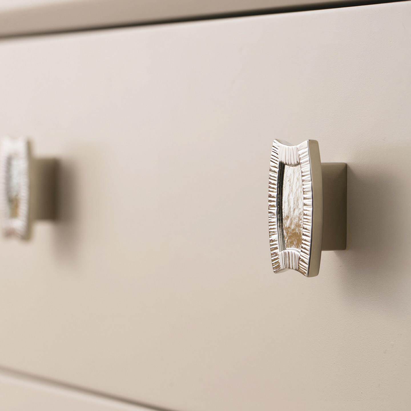 不止黄铜原创设计钛银色把手柜门电镀防锈金属创意手工锤纹拉手
