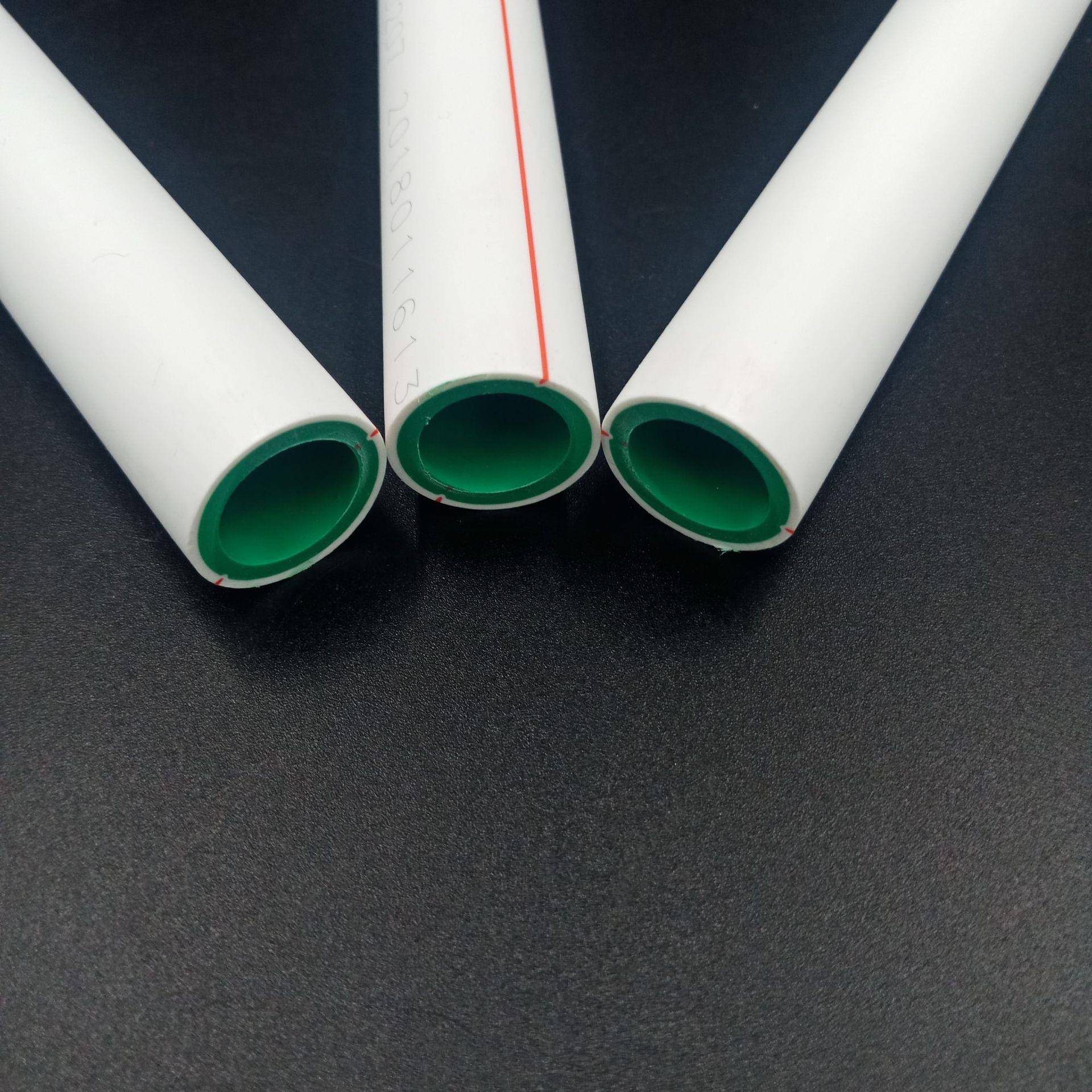 PPR管材管件上海管冷热水管家装精品PPR双层管材双色自来水管