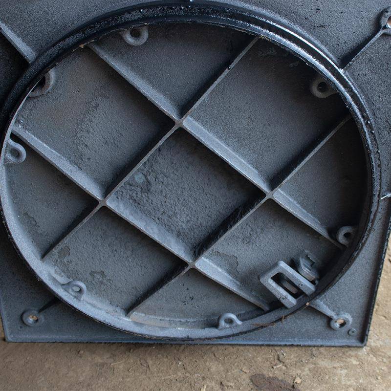 球磨铸铁井盖外方内圆球球墨铸铁井盖道路美化窖井井盖