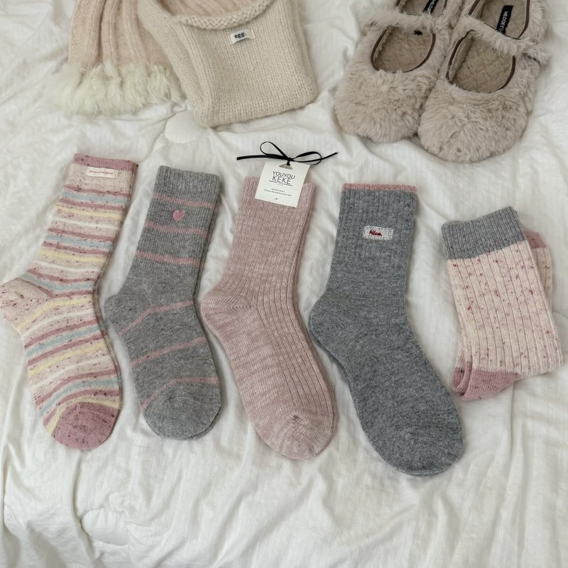 软糯灰粉羊毛袜子女~秋冬羊绒中筒袜加厚保暖日系甜美堆堆袜冬天
