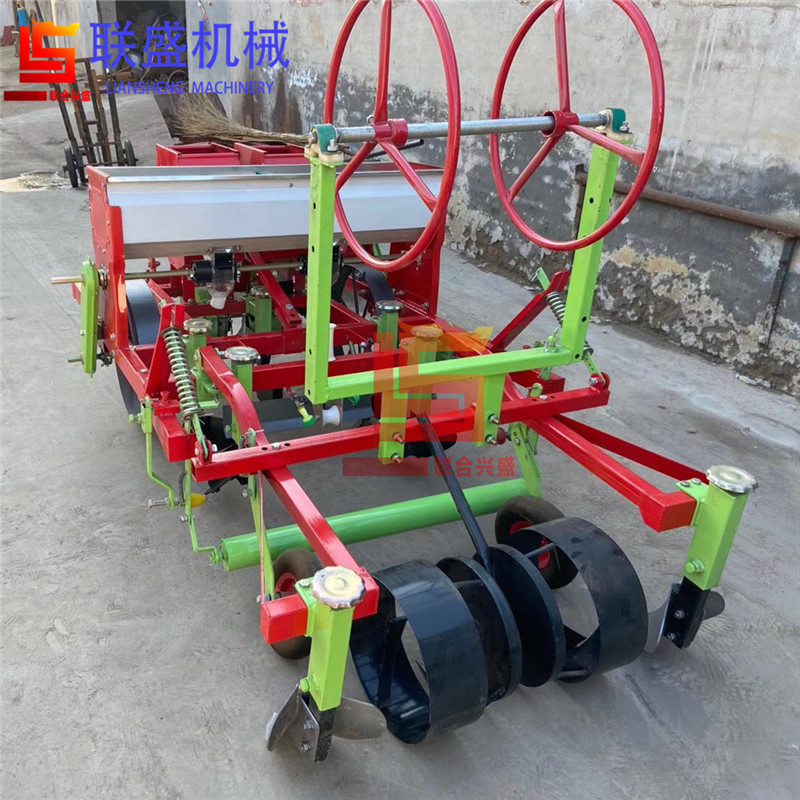 花生播种机 花生联合地膜播种机 施肥播种起垄覆膜施药一体机