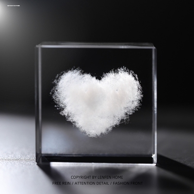 爱心摆件治愈小淡积云立方下雨水晶球一朵云的云朵女发光生日礼物