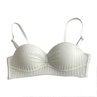 半杯内衣女小胸聚拢平胸专用显大aa杯防滑无肩带隐形抹胸文胸套装